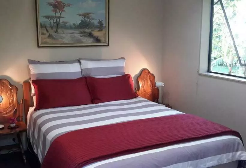 اتاق استاندارد با چشمانداز باغ, Jade Owl Bed And Breakfast