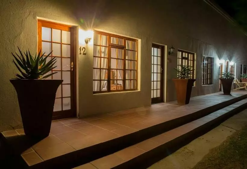 スイート, Olive Grove Guest Farm