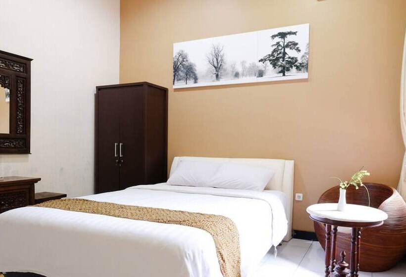 اتاق اجرایی, Griya Yunika Homestay