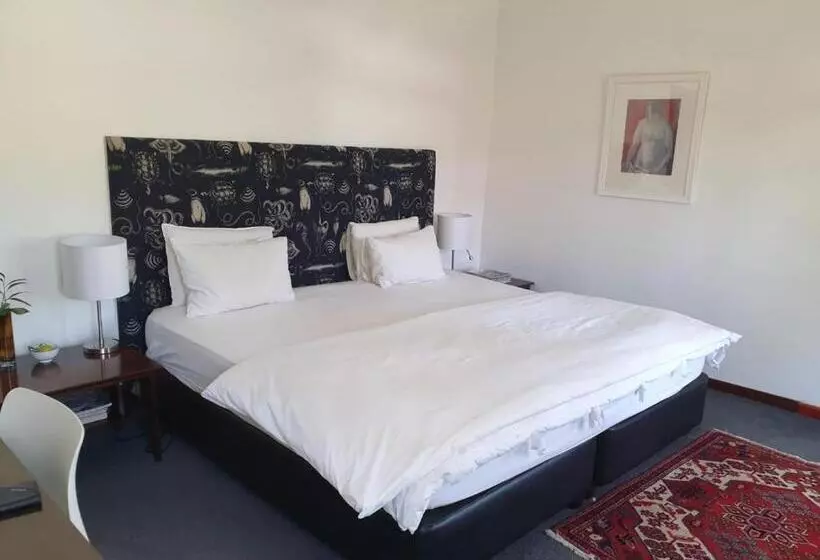 اتاق سوپریور با تخت بزرگ, Le Must Residence