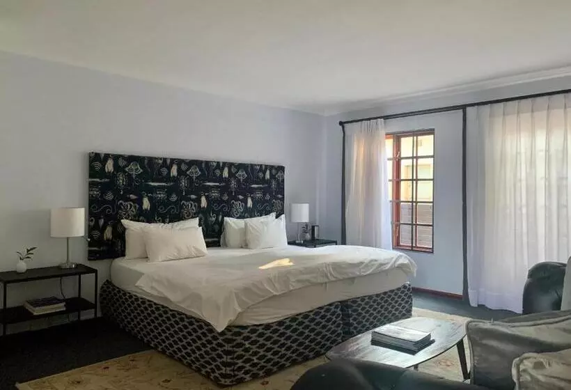 اتاق سوپریور با تخت بزرگ, Le Must Residence