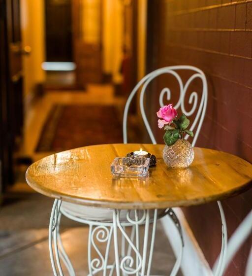 シングルベーシックルーム, Roosenwijn Guest House