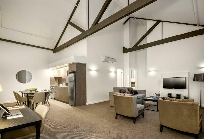 2ベッドルームアパートメント, Quest Newcastle West