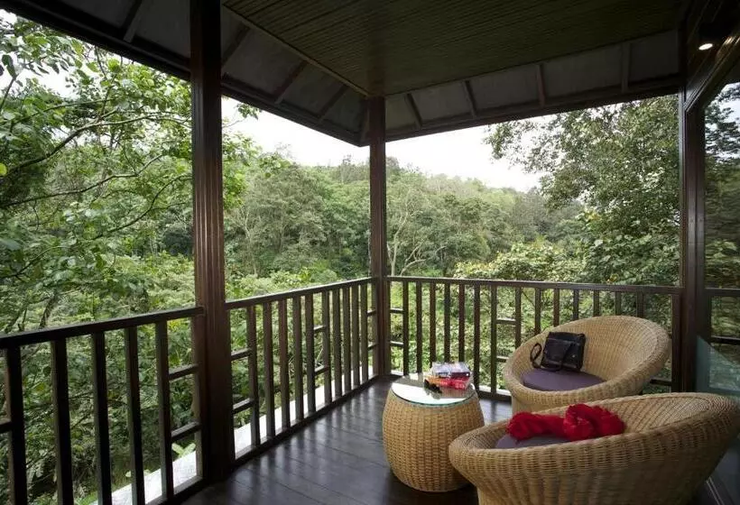 デラックスキャビン, The Ibnii   Eco Luxury Resort