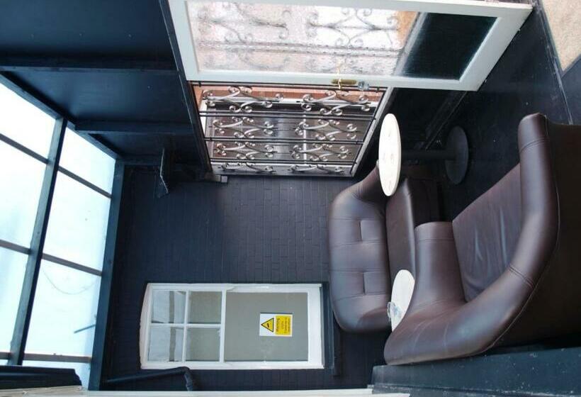 Номер Стандарт Совместная Ванная, Heathrow Stay