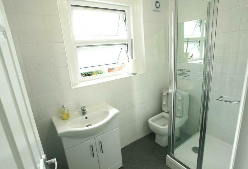 Номер Стандарт Совместная Ванная, Heathrow Stay