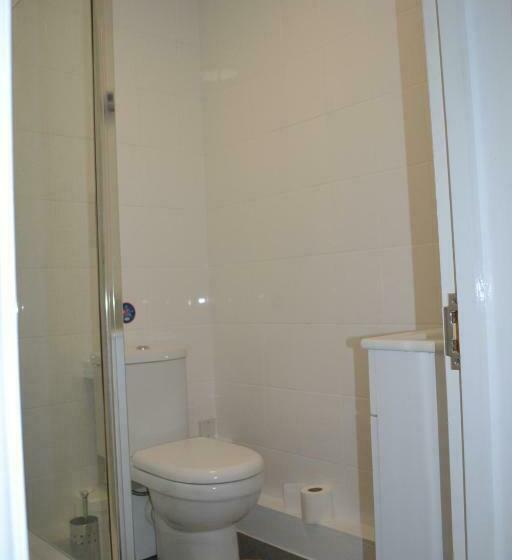 Номер Стандарт Совместная Ванная, Heathrow Stay