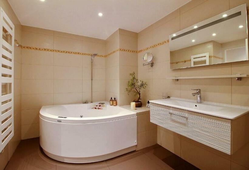 バスタブ付きスタンダードルーム, Assia & Nathalie   Luxury B&b Marais