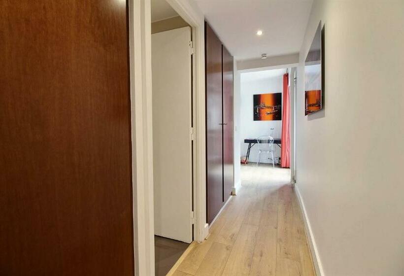 اتاق استاندارد با وان آب گرم, Assia & Nathalie   Luxury B&b Marais