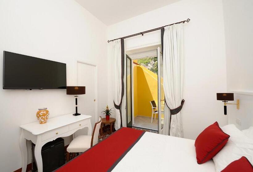 Номер Стандарт с Балконом, Amalfi Luxury House