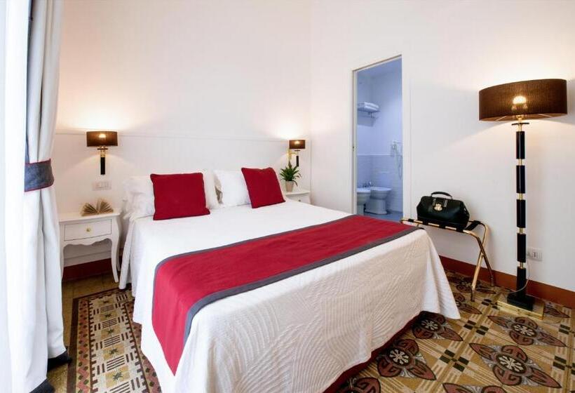 Номер Стандарт с Балконом, Amalfi Luxury House