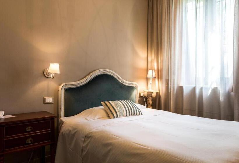 이코노미 룸, La Maison De Vi