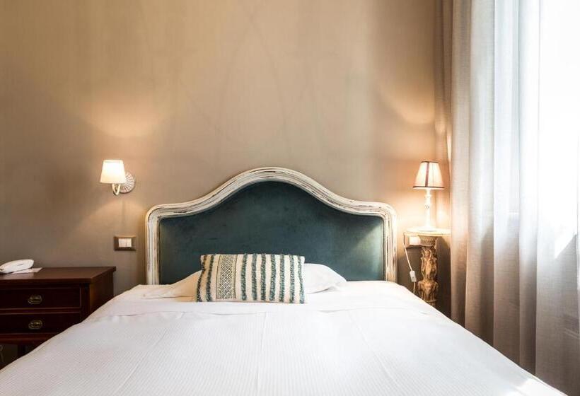 이코노미 룸, La Maison De Vi