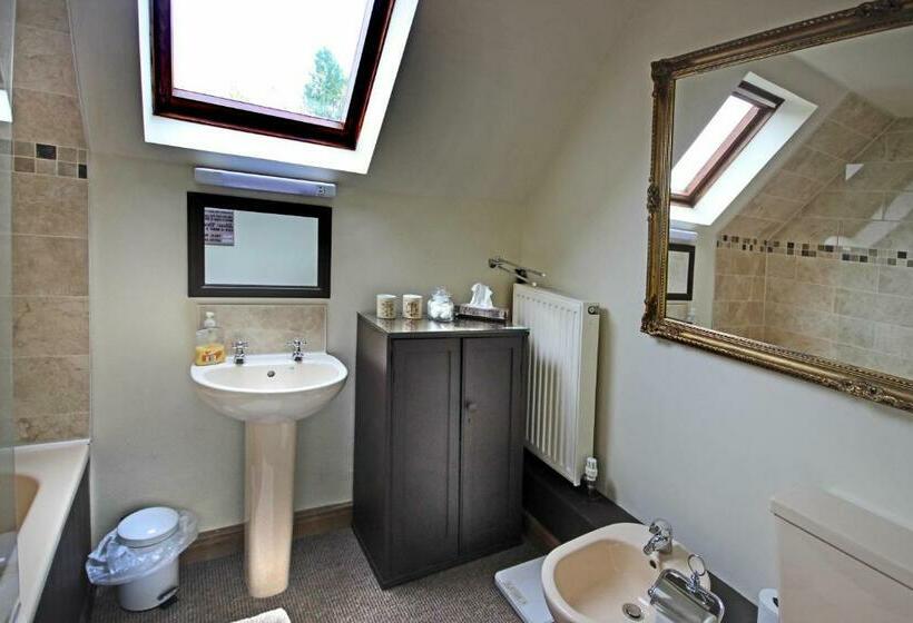 חדר סטנדרט, Castle Farmhouse Bed And Breakfast