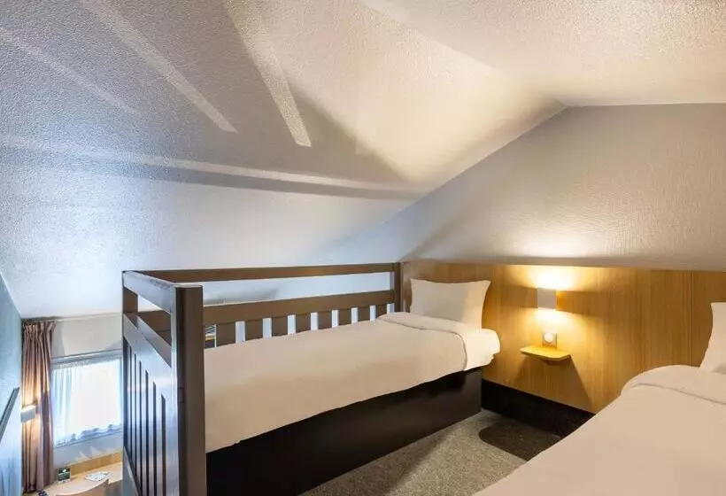 スタンダード４人部屋, B&b Hotel Chartres Le Forum