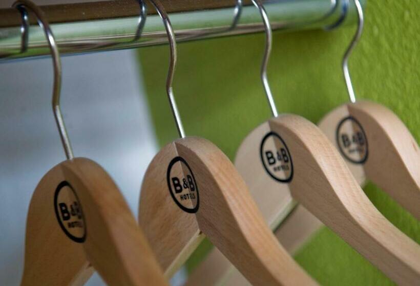 غرفة قياسية ثلاثية, B&b Hotel Clermont Ferrand Nord Riom