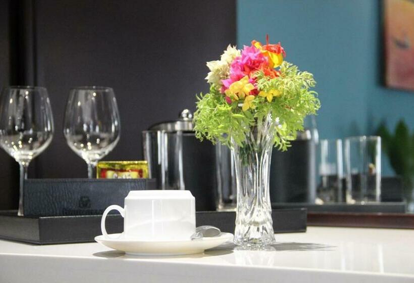 اتاق استاندارد, Bintumani