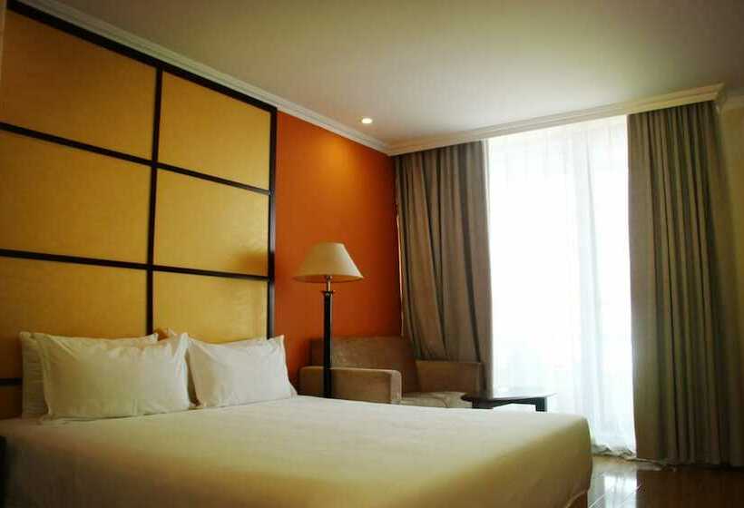 اتاق لوکس, Bintumani