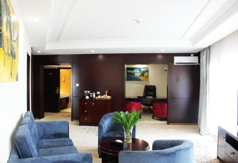 سوییت لوکس, Bintumani