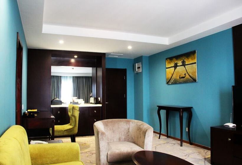 سوییت اجرایی, Bintumani