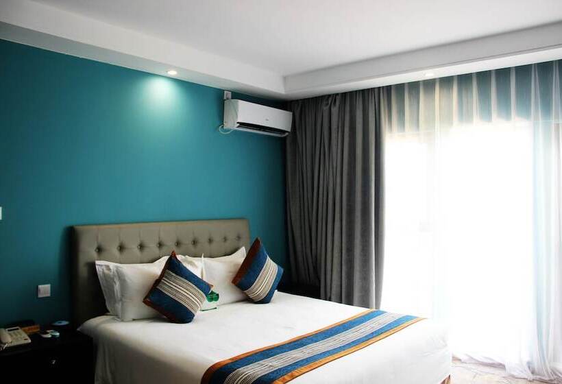 سوییت اجرایی, Bintumani