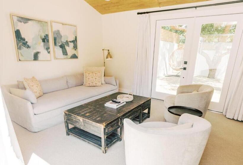 스탠다드 방갈로, Calamigos Guest Ranch And Beach Club