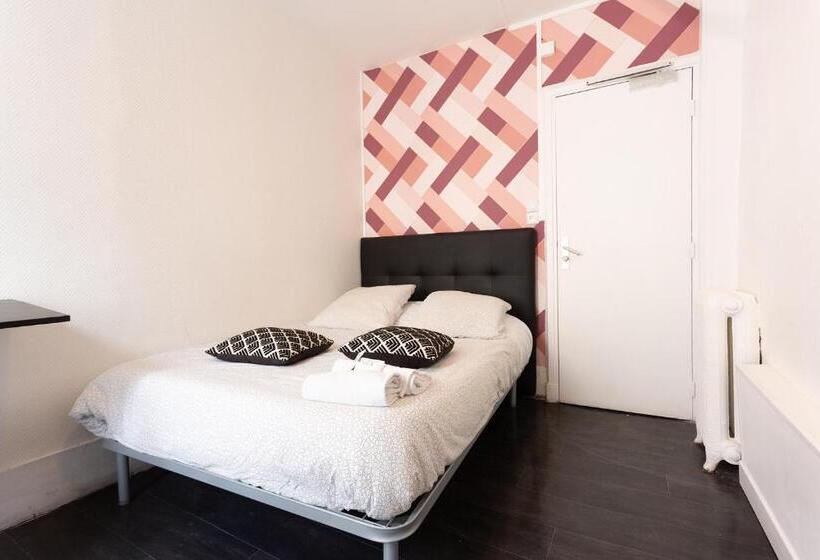 バス共有のスタンダードルーム, Europe Blv