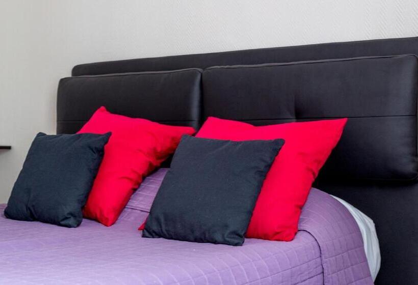 デラックスルーム, Europe Blv