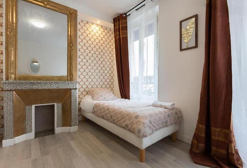 スタンダードトリプルルーム, Europe Blv