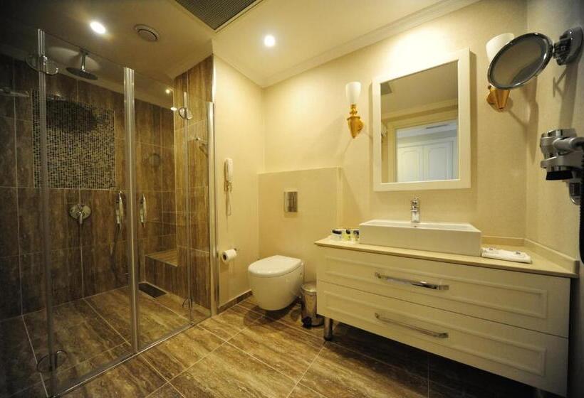 Семейный Номер, Grand Göcek