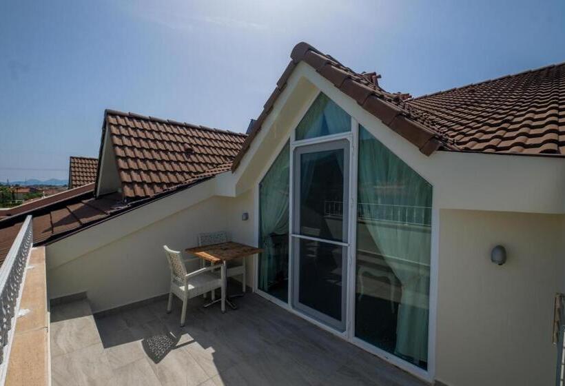 Семейный Номер, Grand Göcek