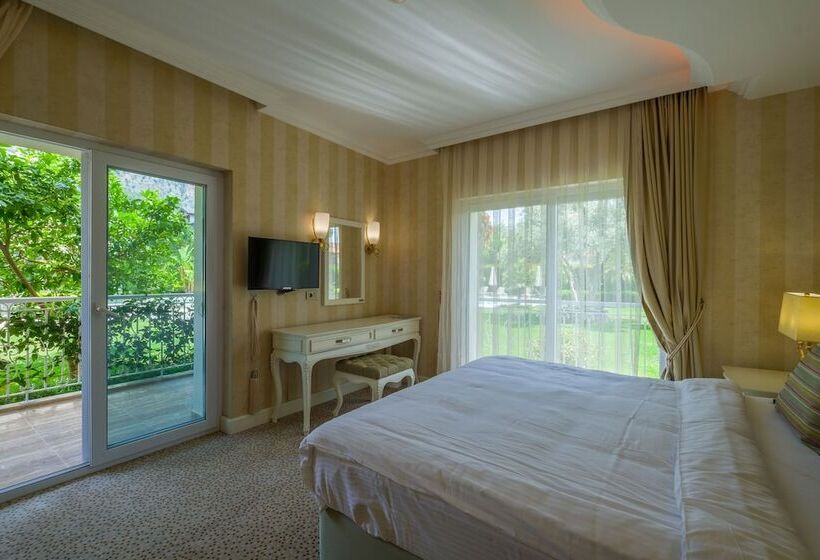 Номер Стандарт, Grand Göcek