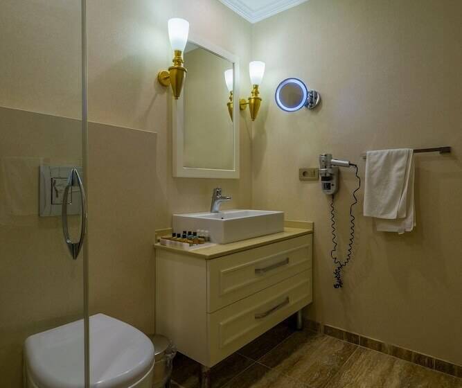 Семейный Номер, Grand Göcek