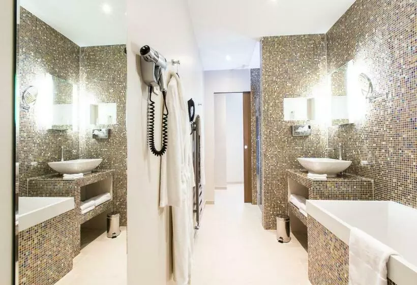 コンフォートルーム, Hôtel Spa Marotte