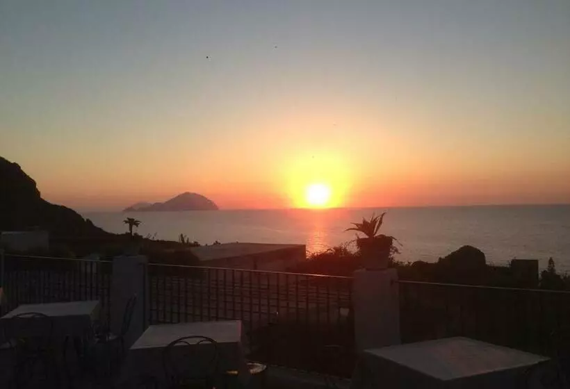 ガーデンビュースタンダード4ベッドルーム, La Locanda Del Postino