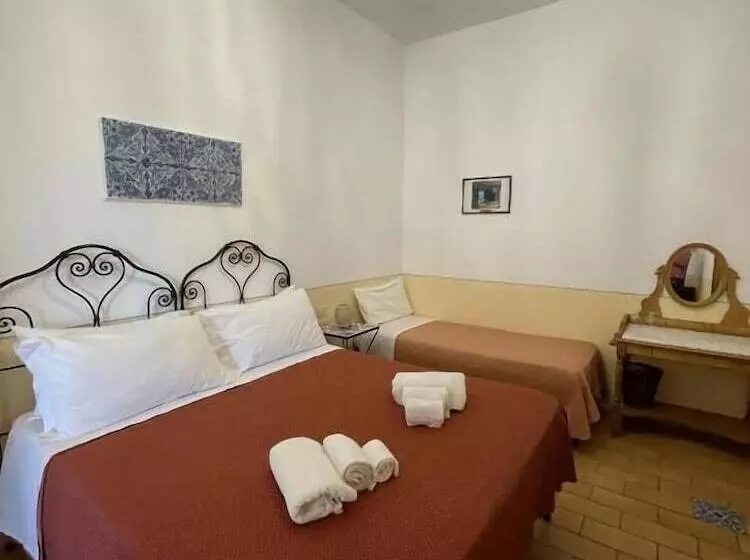 デラックスルーム, La Locanda Del Postino