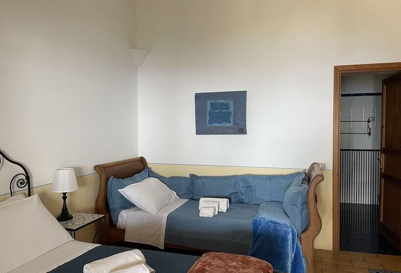 四人豪华间, La Locanda Del Postino