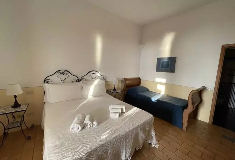 デラックスの4人部屋, La Locanda Del Postino