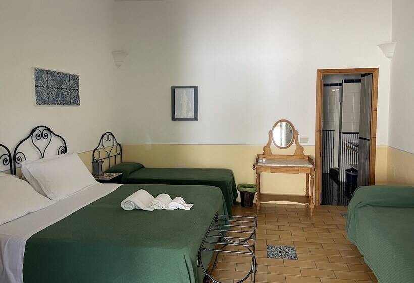 园景标准四人间, La Locanda Del Postino