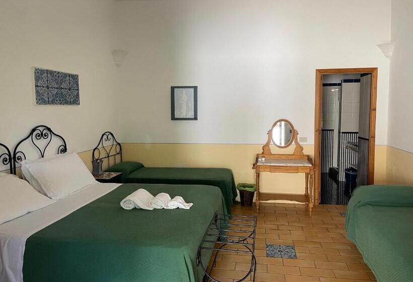 园景标准四人间, La Locanda Del Postino