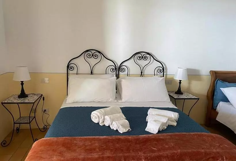 デラックスの4人部屋, La Locanda Del Postino