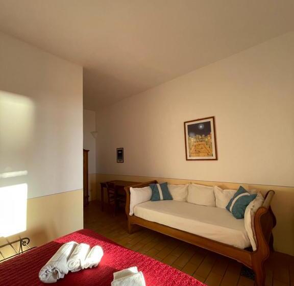 三人经典房间, La Locanda Del Postino