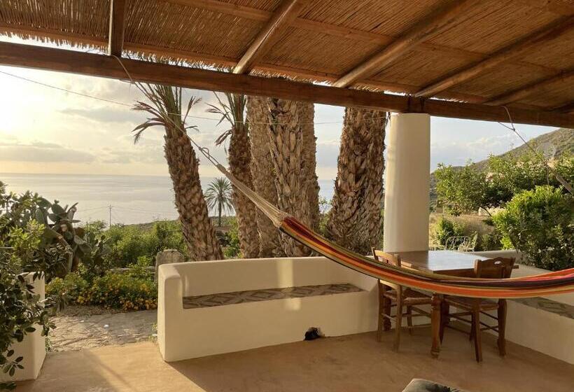 四人豪华间, La Locanda Del Postino