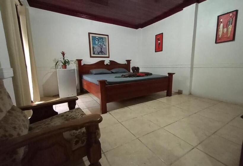 חדר דלוקס, The Lotus Garden