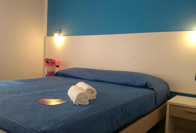 带阳台的豪华间, Ogliastra