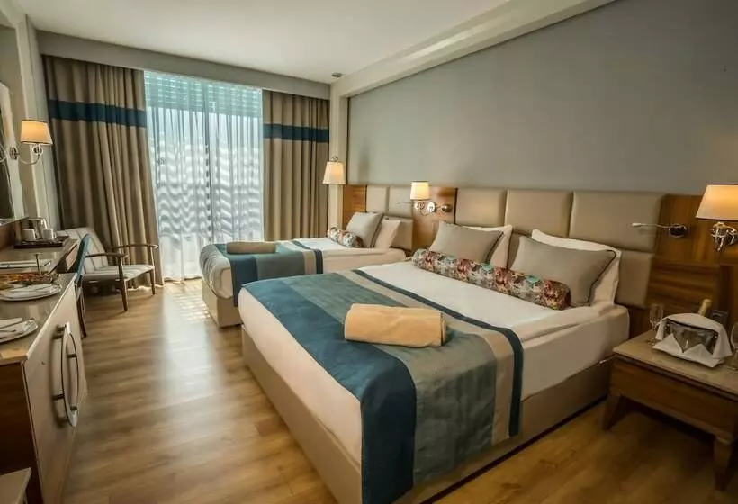 スタンダードトリプルルーム, Sensitive Premium Resort & Spa All Inclusive