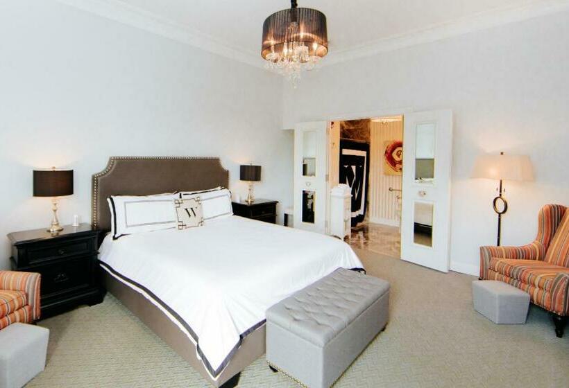 适合残疾人士使用的带超级大床的标准间, The William Boerne