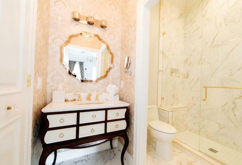 标准间, The William Boerne