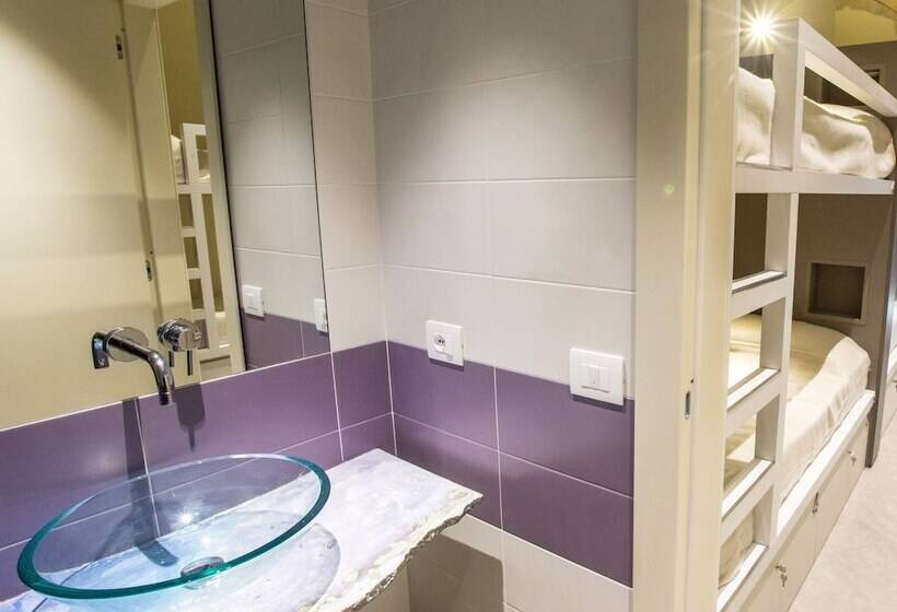 اتاق اکونومی, Little Italy Hostel Ex Chiesa S Donato