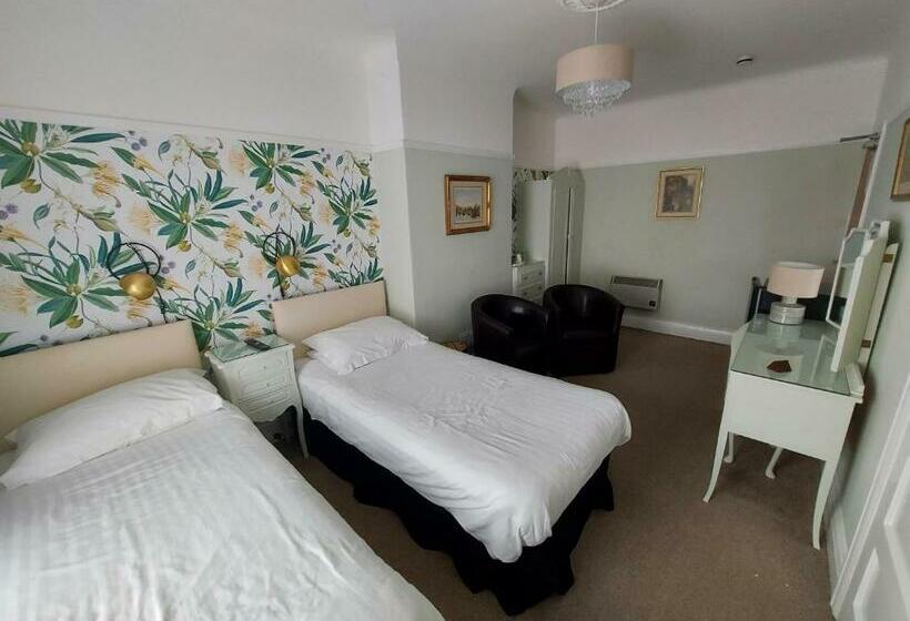 标准间, The Hilary Guest House